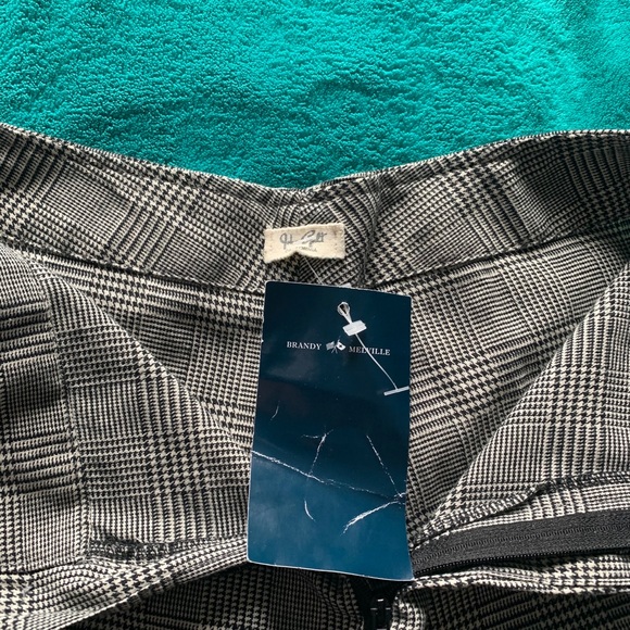 BRANDY MELVILLE PLAID PANTS - Picture 2 of 3